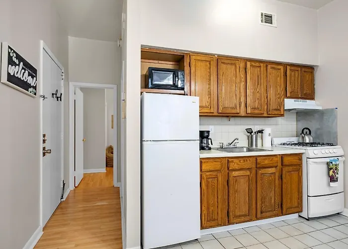 Boutique 1Br W Unique Charm